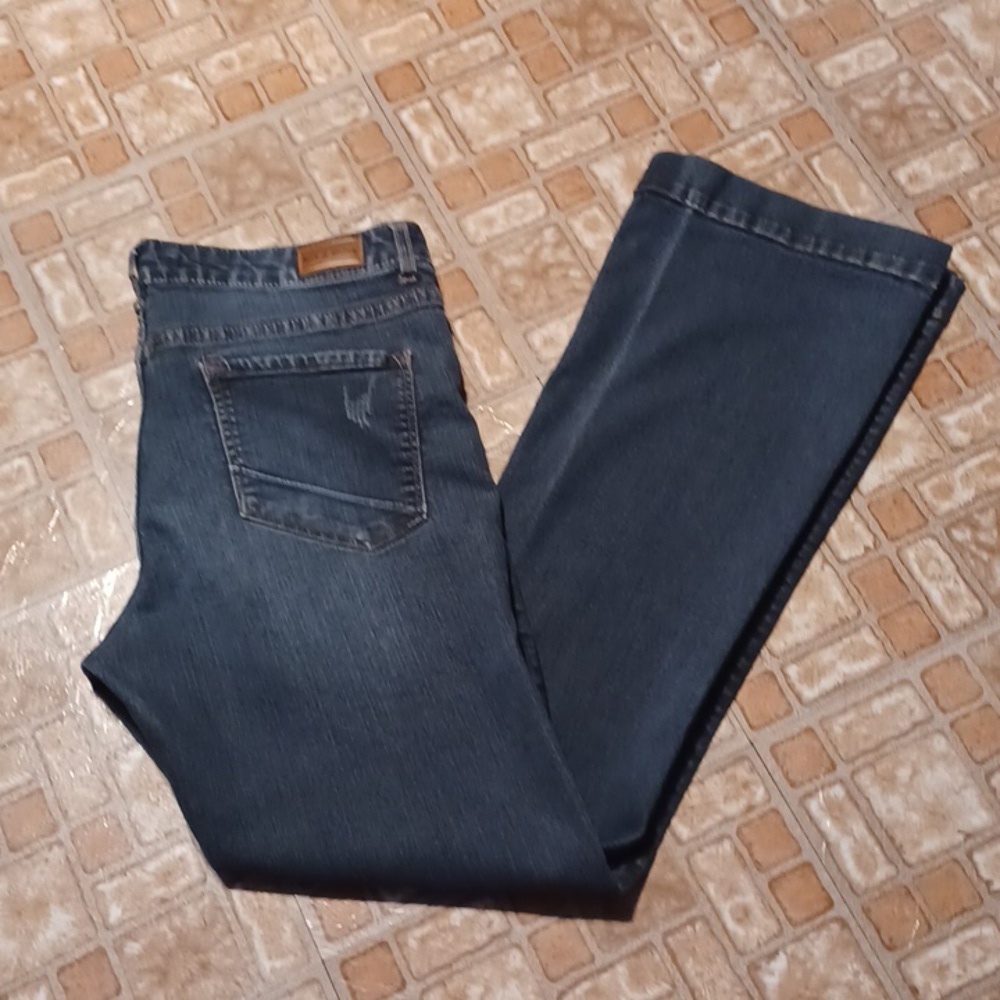 Mia & Moss women's Jean size 14/32 flare leg jeans